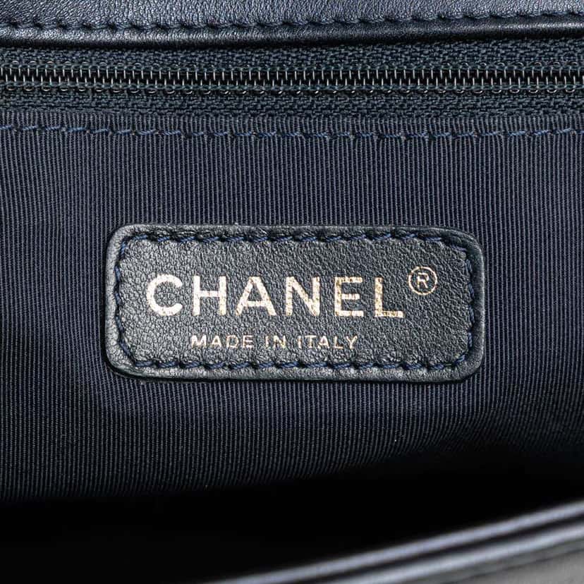 Chanel Medium Lambskin Embossed Cube Boy Flap Blue Leather Good condition - Box View