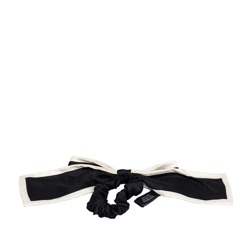 Chanel Silk CC Bow Scrunchie Black Silk Good condition - Back View