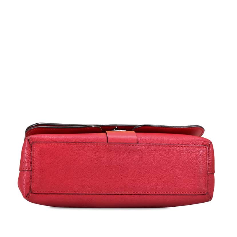 Louis Vuitton Monogram Cuir Plume Ecume Very Chain Bag Red Leather Good condition - Model View