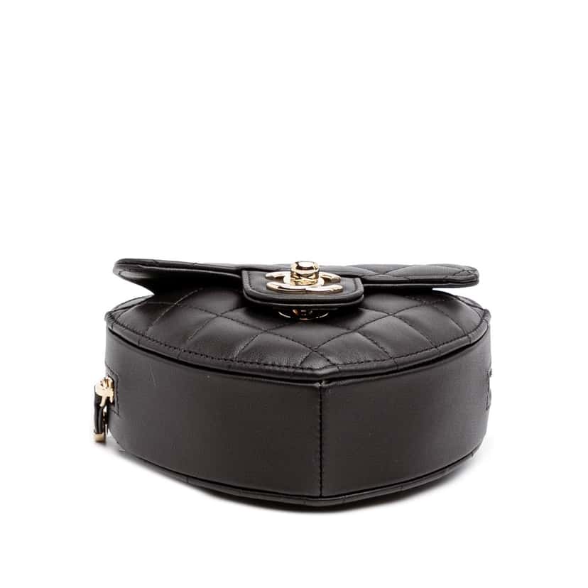 Chanel Mini Lambskin CC in Love Heart Crossbody Black Leather Good condition - Inside View