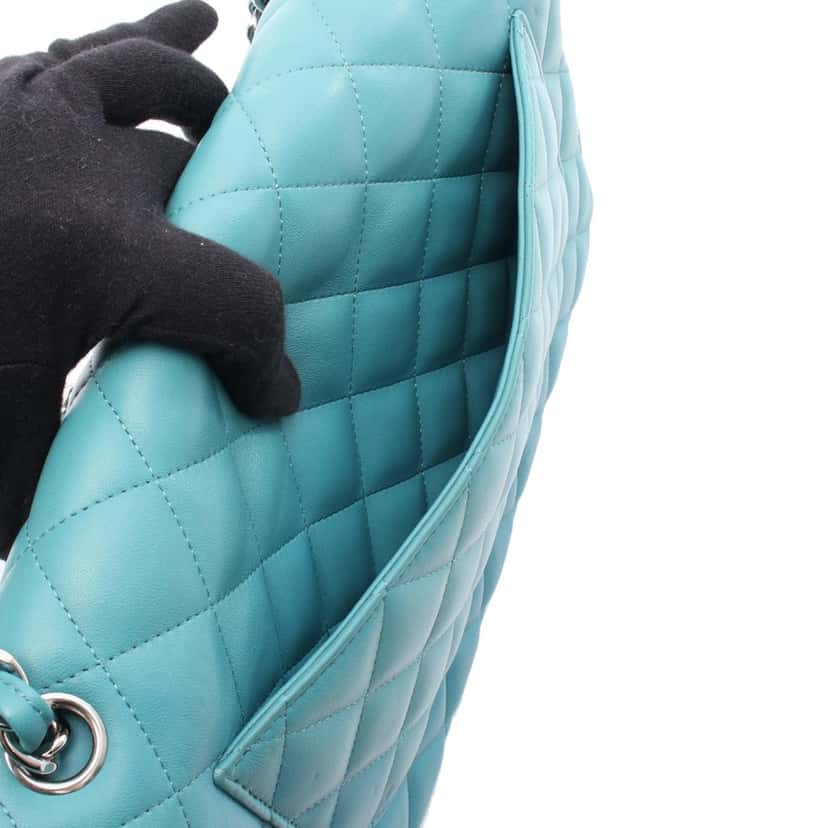 Chanel Jumbo Classic Lambskin Double Flap Blue Leather Good condition - Model View