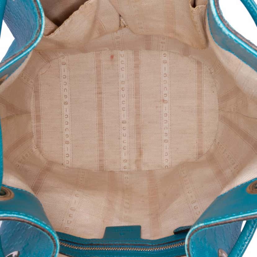 Gucci Medium Calfskin Bright Diamante Bucket Blue Leather Good condition - Model View