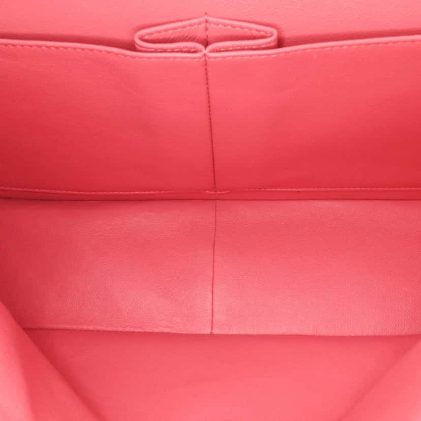 Chanel Jumbo Classic Lambskin Double Flap Pink Leather Fair condition - Model View