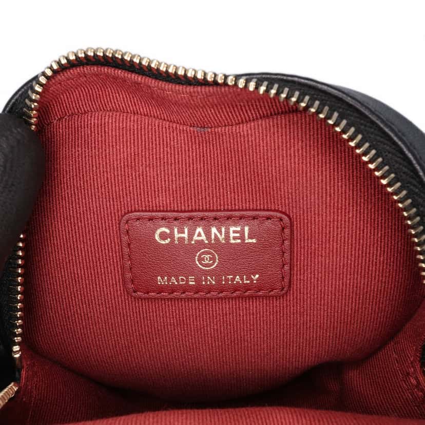 Chanel Mini Lambskin CC in Love Heart Belt Bag Black Leather Good condition - Box View