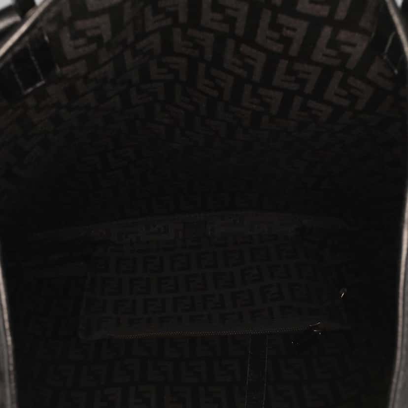 Fendi Zucchino Canvas Tote Black Canvas Good condition - Model View