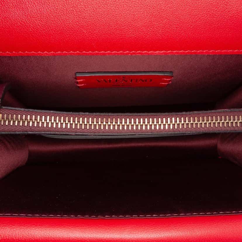 Valentino Leather Love Lab Chain Crossbody Red Leather Good condition - Model View