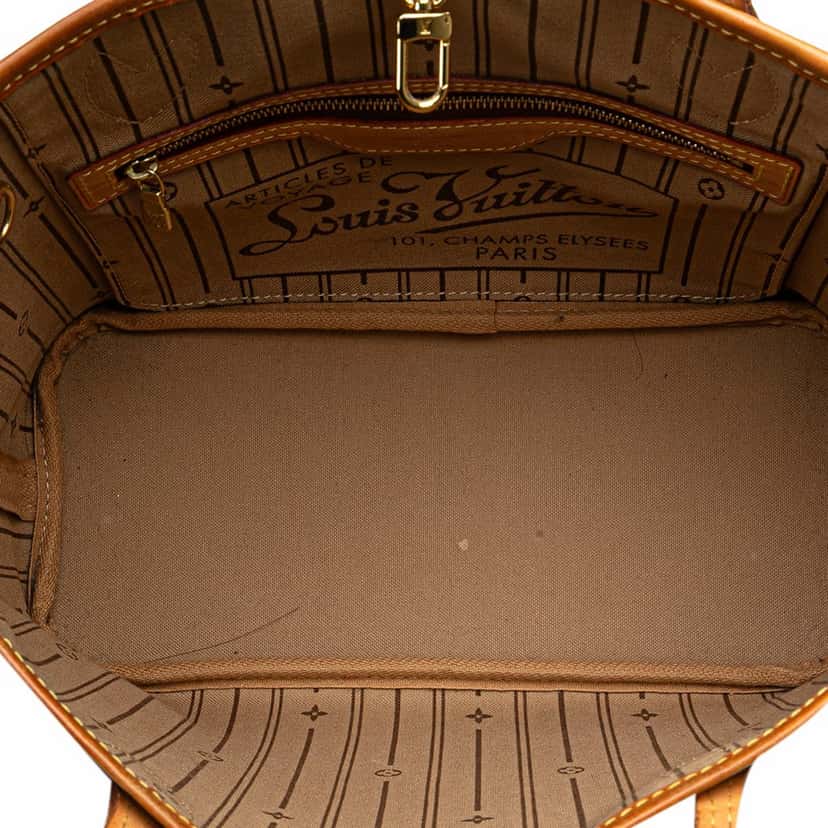 Louis Vuitton Monogram Neverfull PM Brown Canvas Good condition - Model View