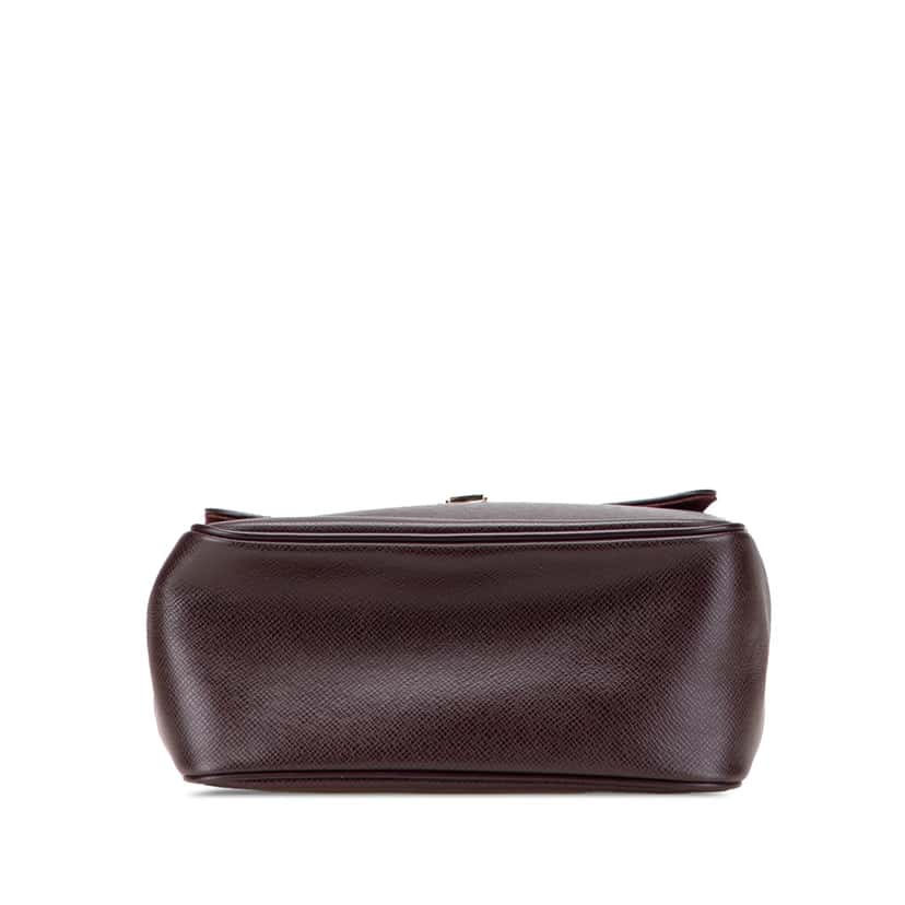 Louis Vuitton Taiga Yaranga Brown Leather Good condition - Inside View