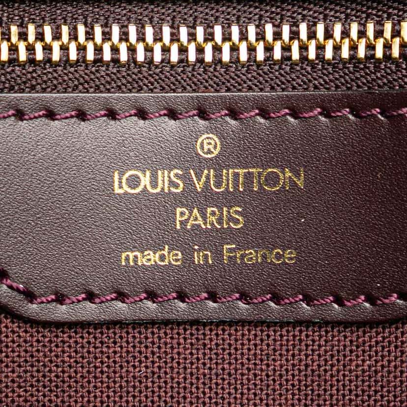 Louis Vuitton Taiga Yaranga Brown Leather Good condition - Box View