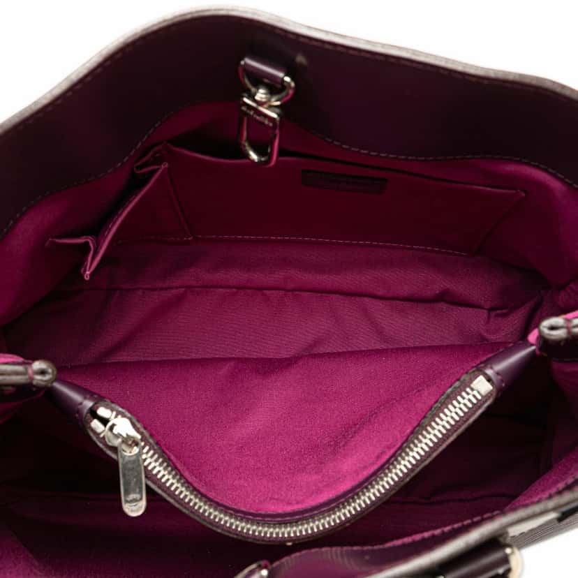 Louis Vuitton Epi Passy PM Purple Leather Good condition - Model View