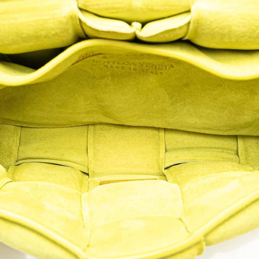 Bottega Veneta Suede Intrecciato Padded Chain Cassette Satchel Yellow Leather Good condition - Model View
