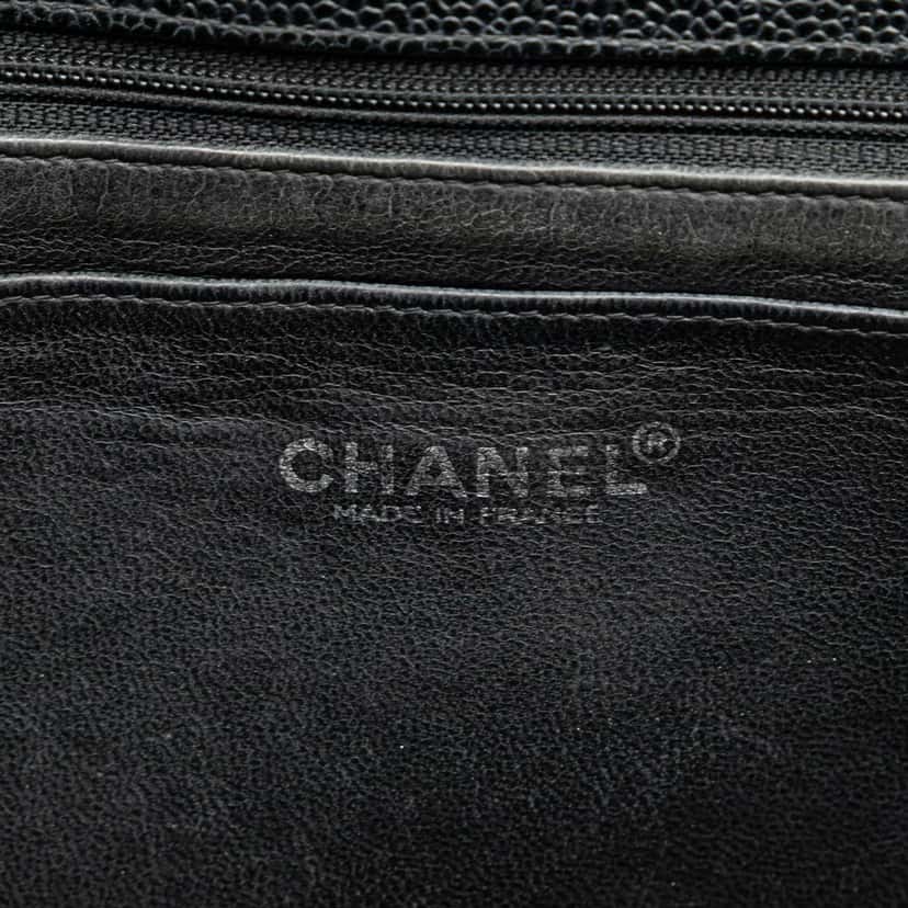 Chanel Jumbo Quilted Caviar Single Flap Black Leather Good condition - Box View