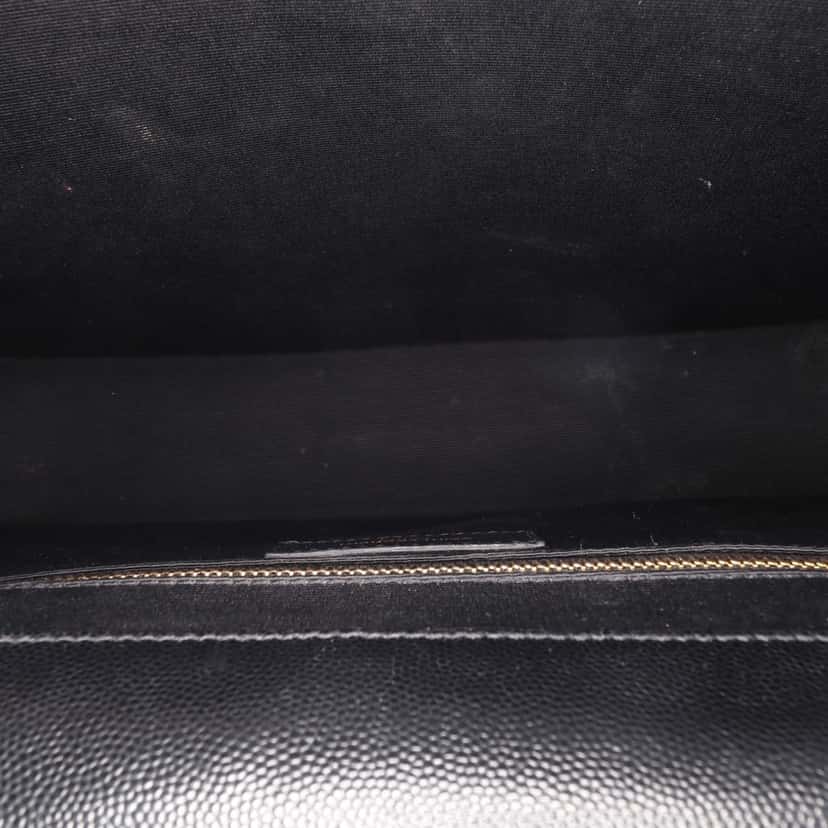 Saint Laurent Large Grain de Poudre Monogram Chevron Envelope Bag Black Leather Good condition - Model View