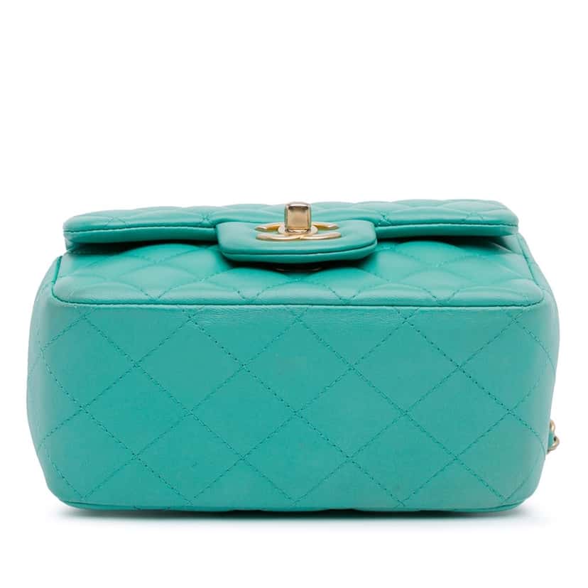Chanel Mini Square Classic Lambskin Single Flap Green Leather Fair condition - Model View