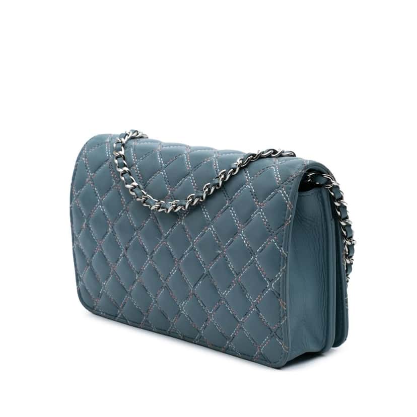 Chanel Quilted Lambskin Double Stitch Wallet On Chain Blue Leather Good condition - Back View