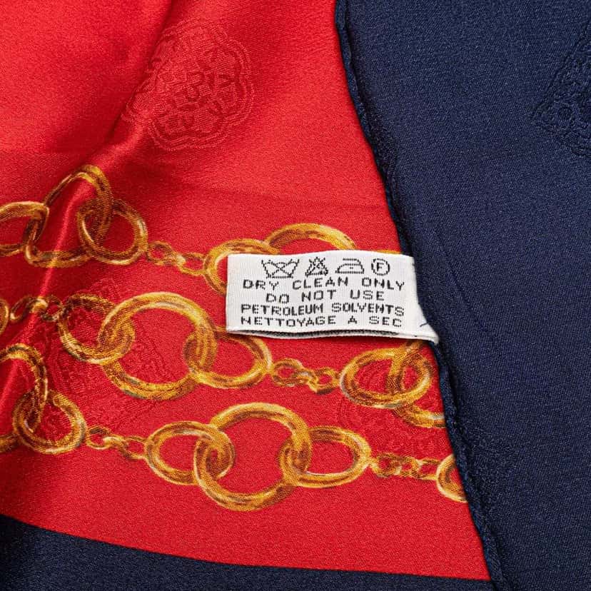 Chanel CC Chain Silk Scarf Red Silk Good condition - Box View