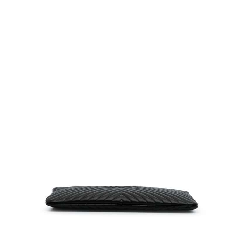 Chanel Large Diagonal Chevron Calfskin Tassel O Case Clutch Black Leather Good condition - Inside View