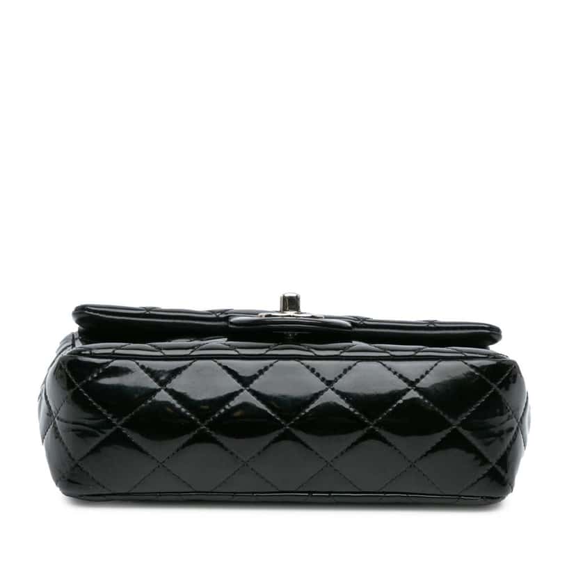 Chanel Mini Rectangular Classic Patent Single Flap Black Leather Good condition - Inside View
