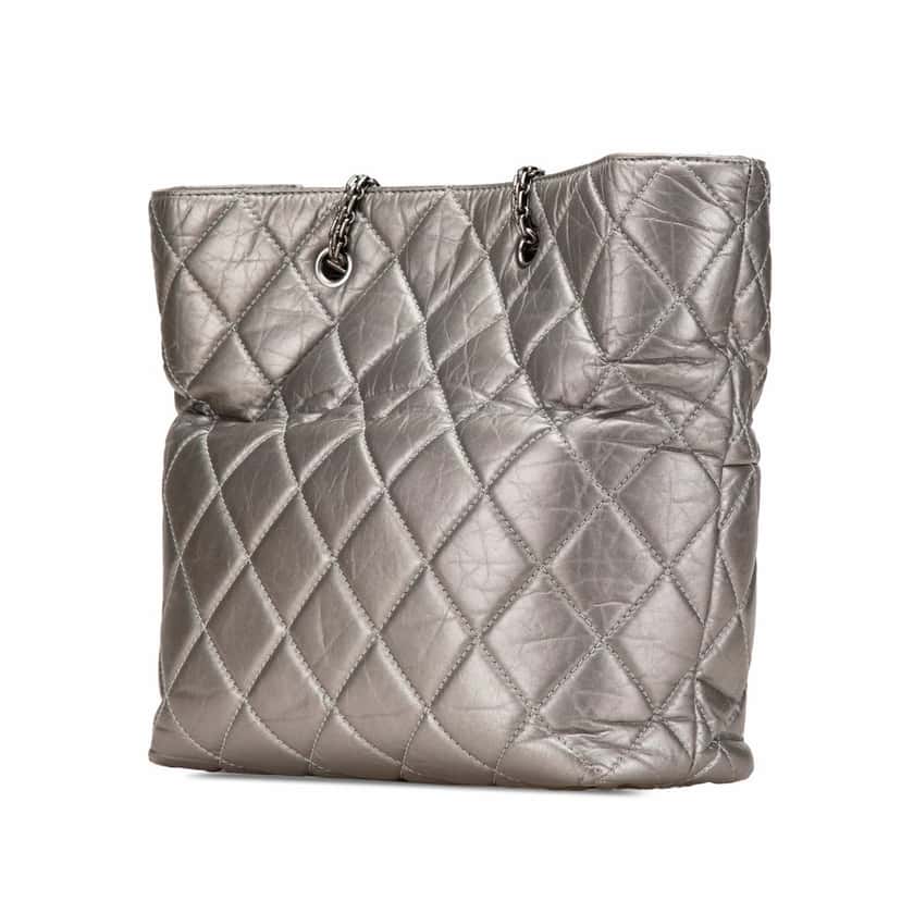 Chanel Reissue 2.55 Quilted Aged Calfskin Tote Silver Leather Good condition - Back View