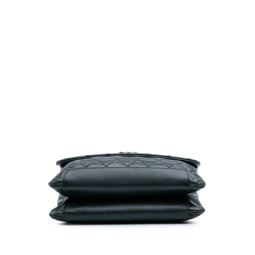 Chanel Quilted Aged Calfskin Logo Accordion Flap Green Leather Good condition - Inside View