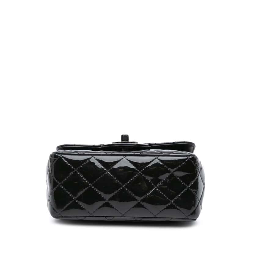 Chanel Mini Square Classic Patent So Black Single Flap Black Leather Good condition - Inside View