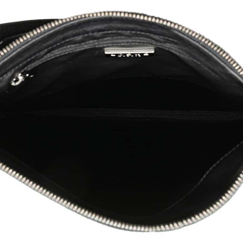Loewe Anagram Leather Crossbody Black Leather Good condition - Model View