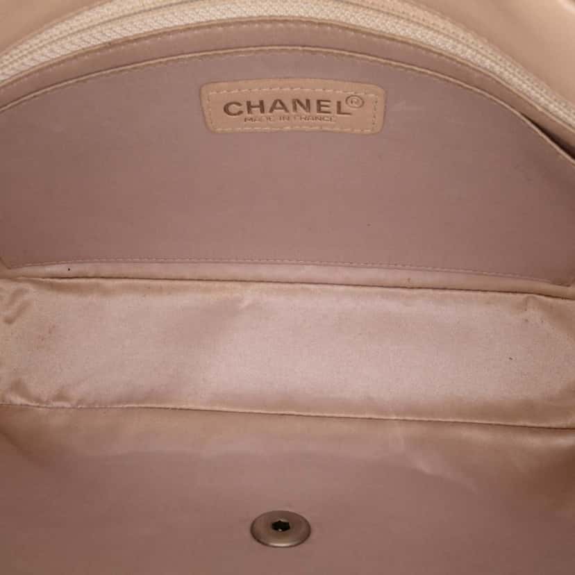 Chanel Medium New Travel Line Nylon Single Flap Brown Good condition - Model View