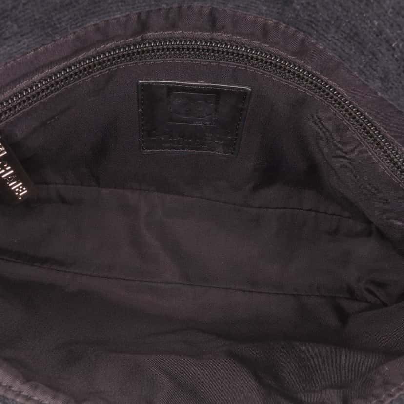 Chanel Terry Cloth CC Sport Line Shoulder Bag Black Cotton Good condition - Model View