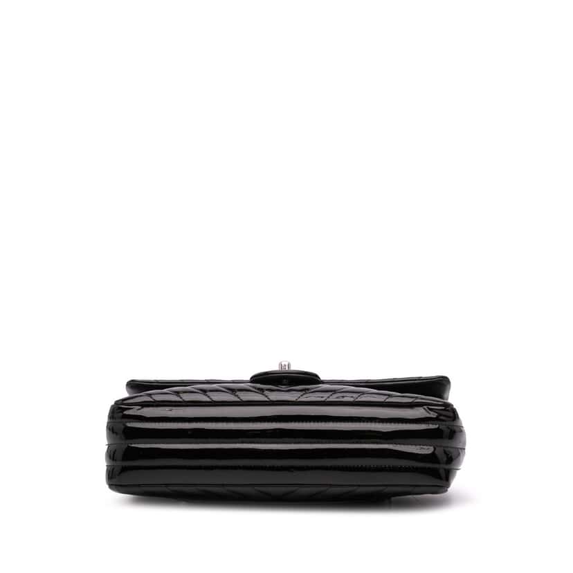 Chanel Medium Classic Chevron Patent Double Flap Black Leather Good condition - Inside View