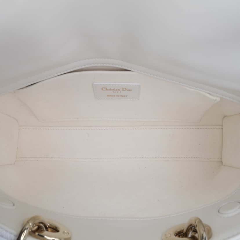 Dior Medium Technical Fabric Macrocannage Lady D Joy White Good condition - Model View