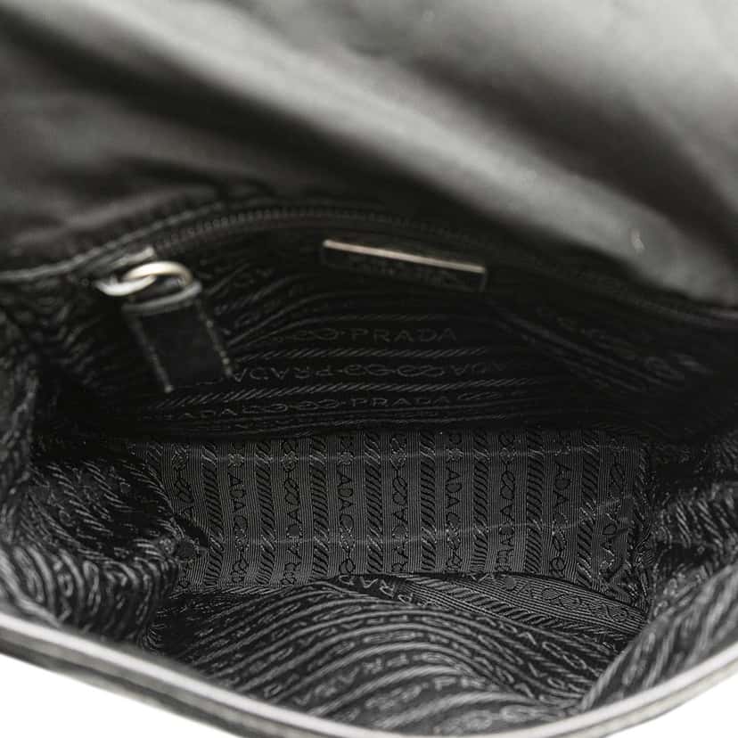 Prada Tessuto Buckle Messenger Bag Black Good condition - Model View