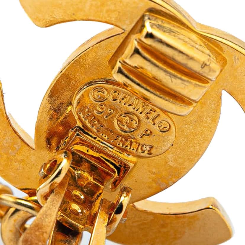Chanel Gold Plated CC Turnlock Faux Pearl Drop Clip on Earrings Gold Metal Good condition - Inside View