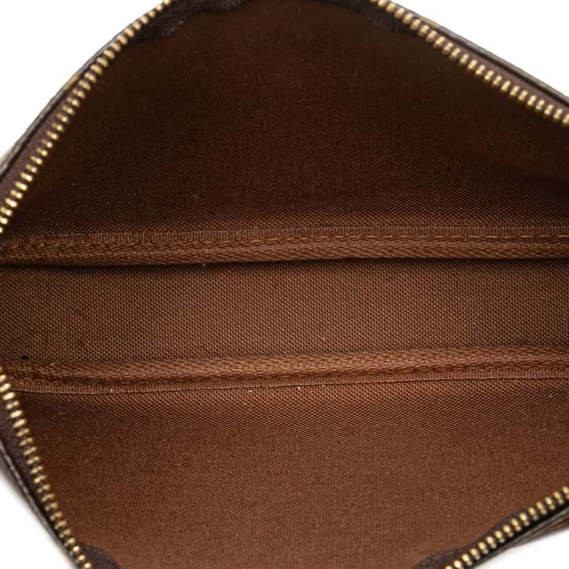 Louis Vuitton Monogram Pochette Accessoires Brown Canvas Good condition - Model View