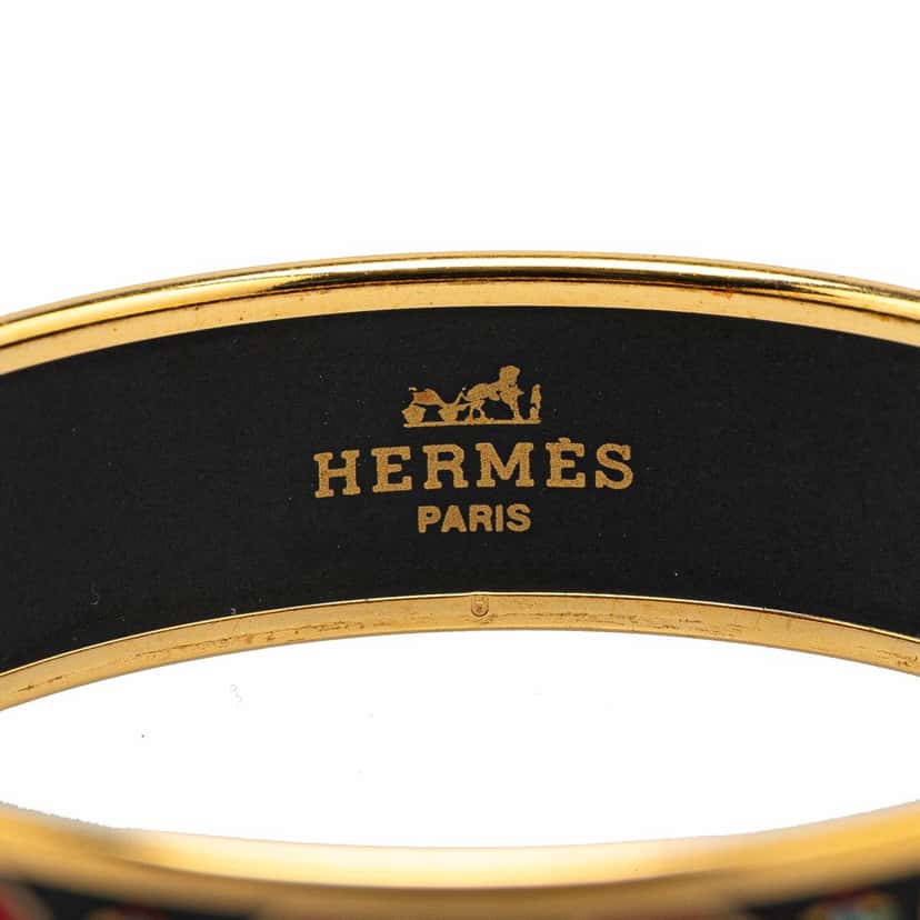 Hermès Wide Horse Enamel Bangle 65 Black Good condition - Model View