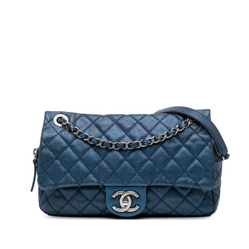 Chanel Jumbo Quilted Iridescent Caviar Easy Flap Blue Leather Good condition - Front View