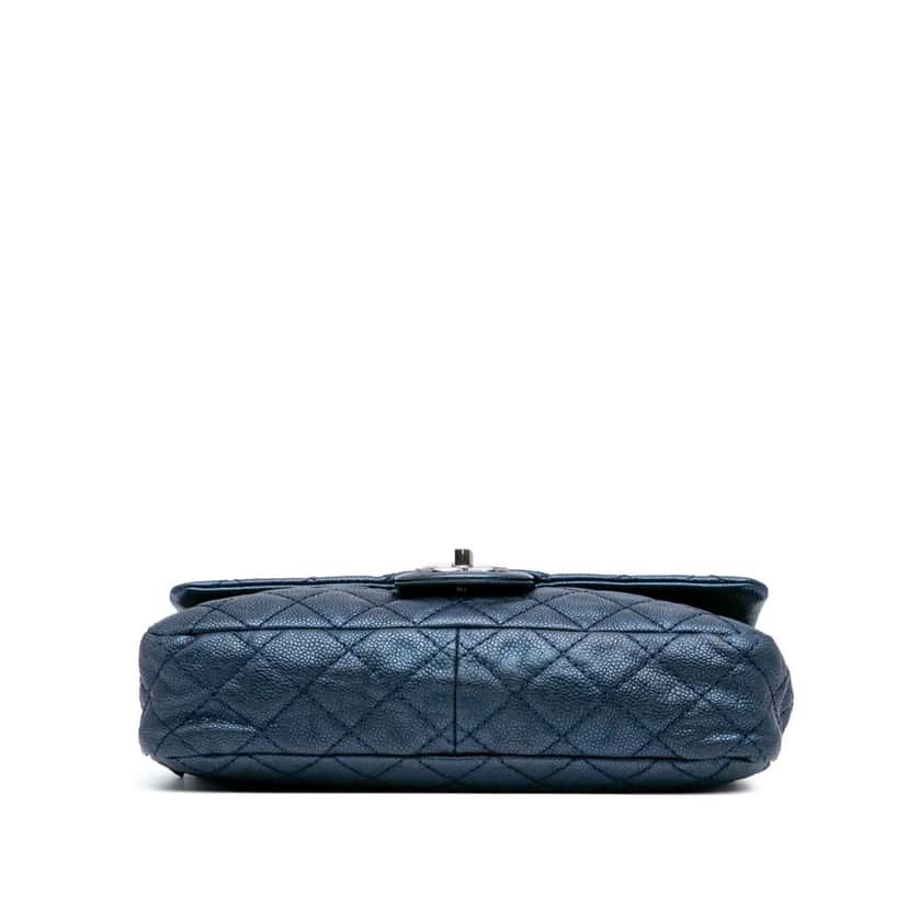 Chanel Jumbo Quilted Iridescent Caviar Easy Flap Blue Leather Good condition - Inside View