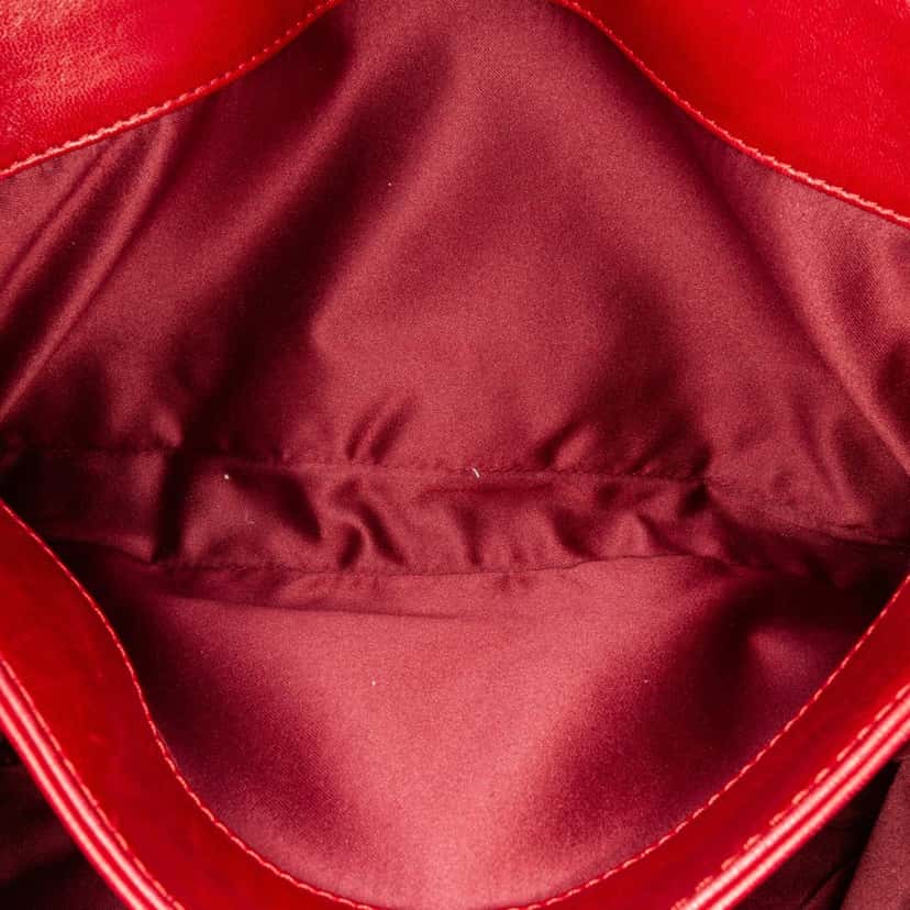 Chanel Quilted Lambskin 3 Accordion Flap Red Leather Good condition - Model View