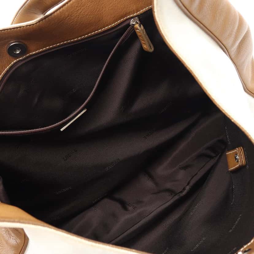 Loewe Anagram Canvas Crossbody White Canvas Good condition - Inside View