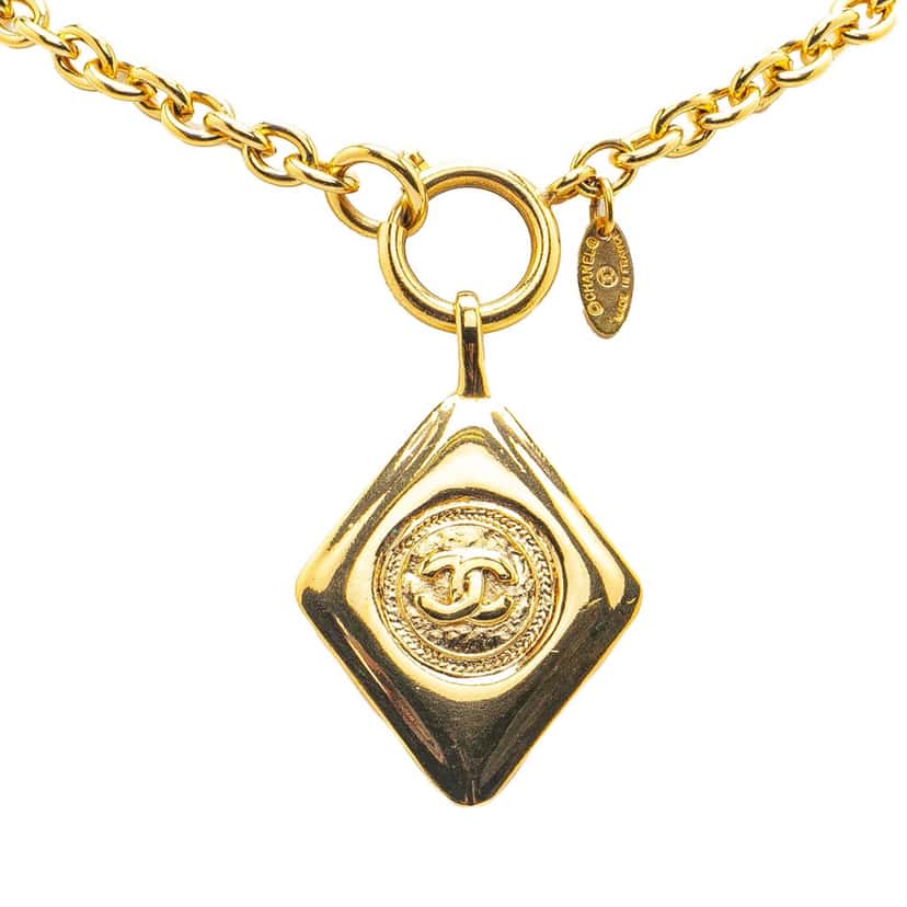 Chanel Gold Plated CC Diamond Shape Pendant Necklace Gold Metal Good condition - Front View