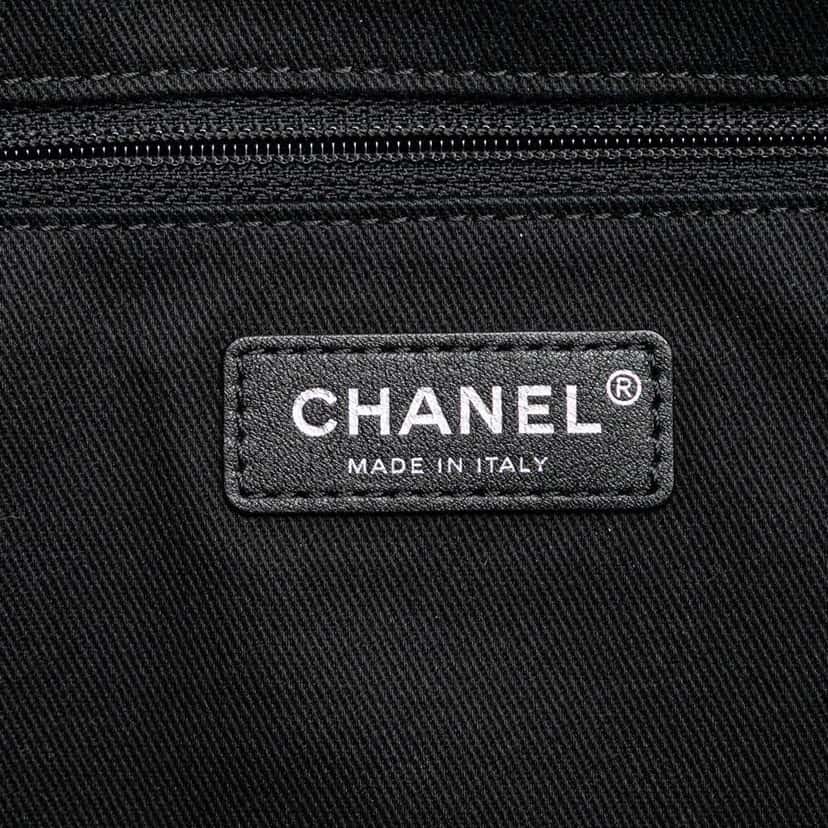 Chanel Medium CC Double Face Deauville Tote Black Canvas Good condition - Box View