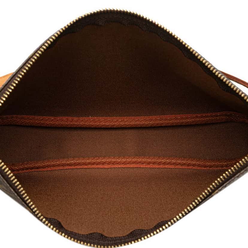 Louis Vuitton Monogram Pochette Accessoires Brown Canvas Fair condition - Model View