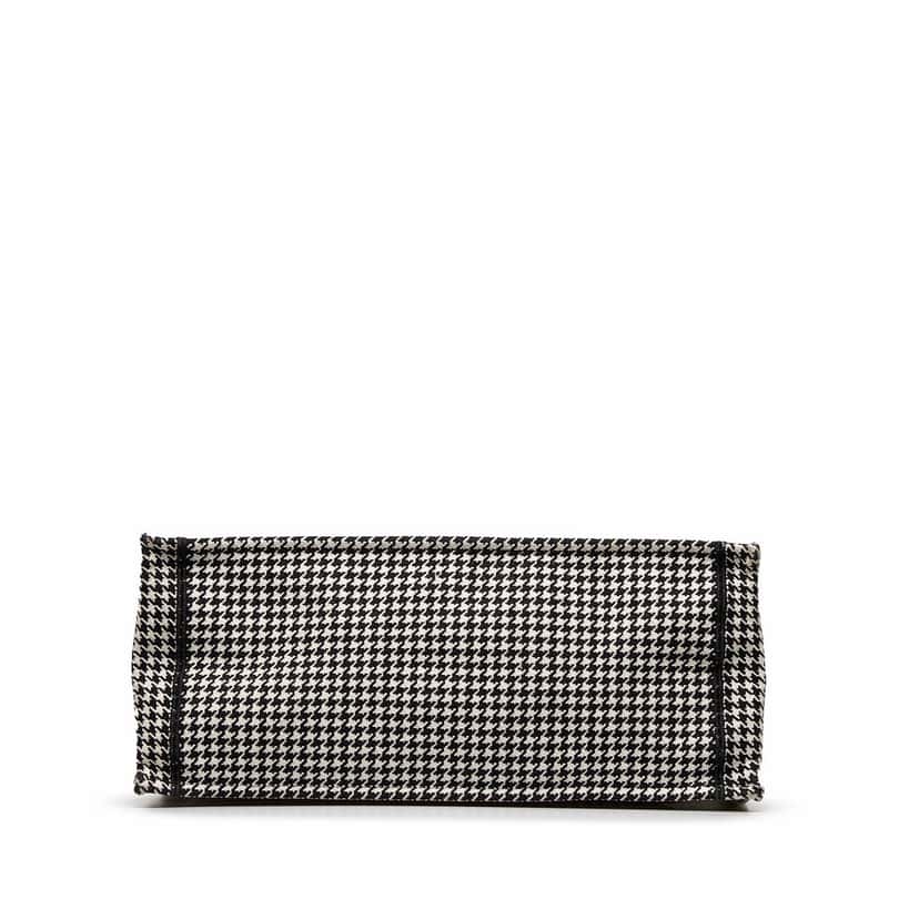 Dior Large Houndstooth Book Tote Black Canvas Good condition - Model View