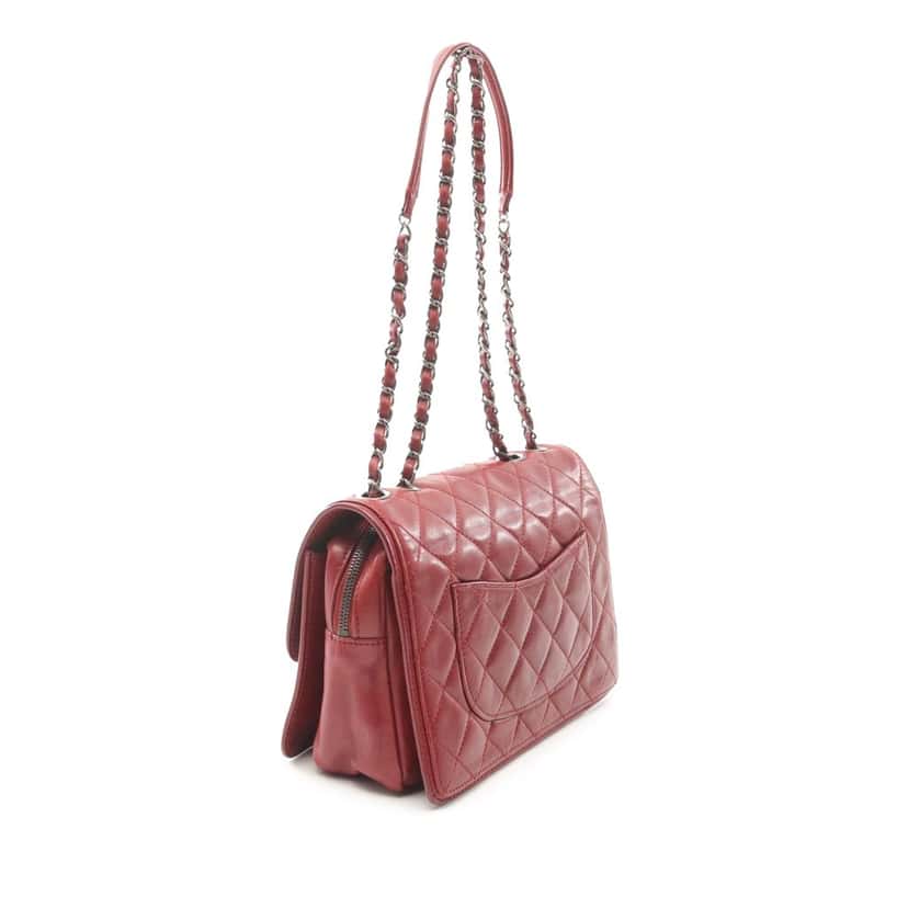 Chanel Medium Quilted Lambskin Citizen Zip Flap Red Leather Good condition - Back View