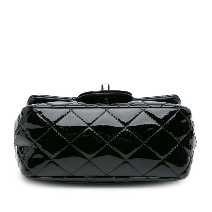 Chanel Mini Square Classic Patent Single Flap Black Leather Good condition - Inside View