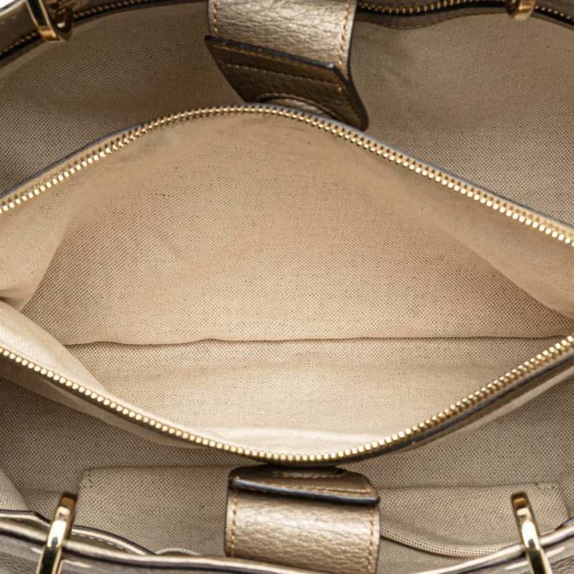 Gucci Medium Calfskin Bamboo Shopper Satchel Gold Leather Good condition - Model View