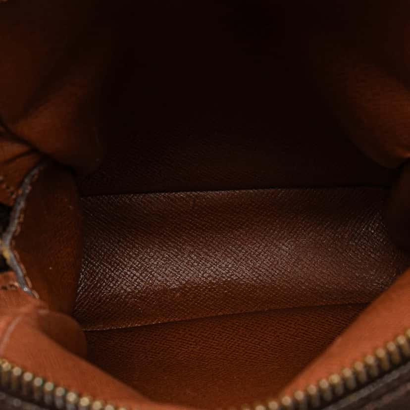 Louis Vuitton Monogram Mini Amazone Brown Canvas Good condition - Model View