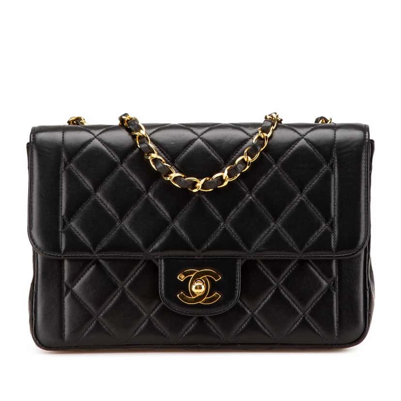 Chanel Medium CC Quilted Lambskin Border Single Flap Black Leather Good condition - Front View