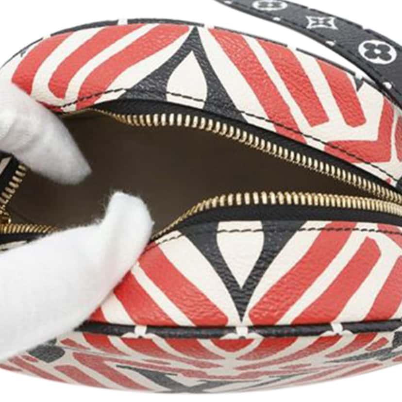 Louis Vuitton Monogram Giant Crafty Boite Chapeau Souple Bag Red Canvas Good condition - Model View