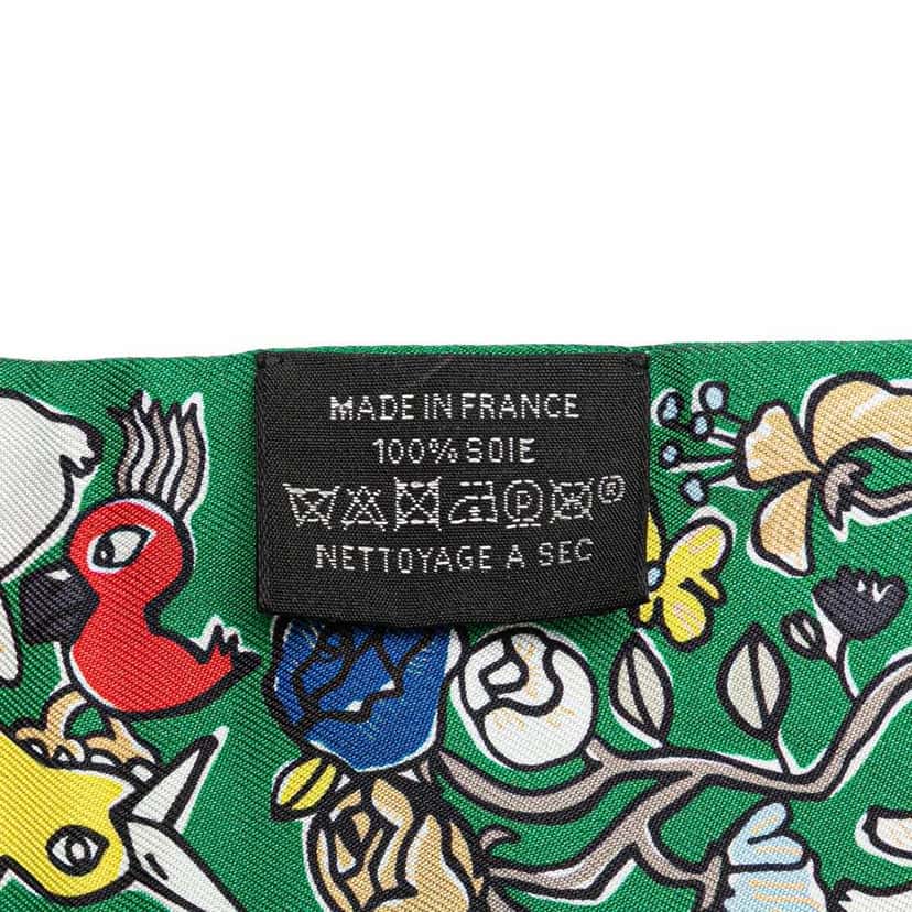 Hermès Mille et Un Lapins Silk Twilly Scarf Green Silk Very good condition - Inside View