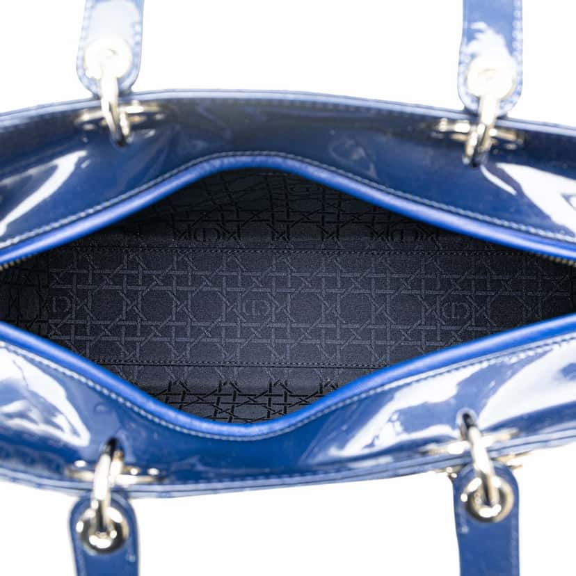 Dior Large Patent Cannage Lady Dior Blue Leather Good condition - Model View
